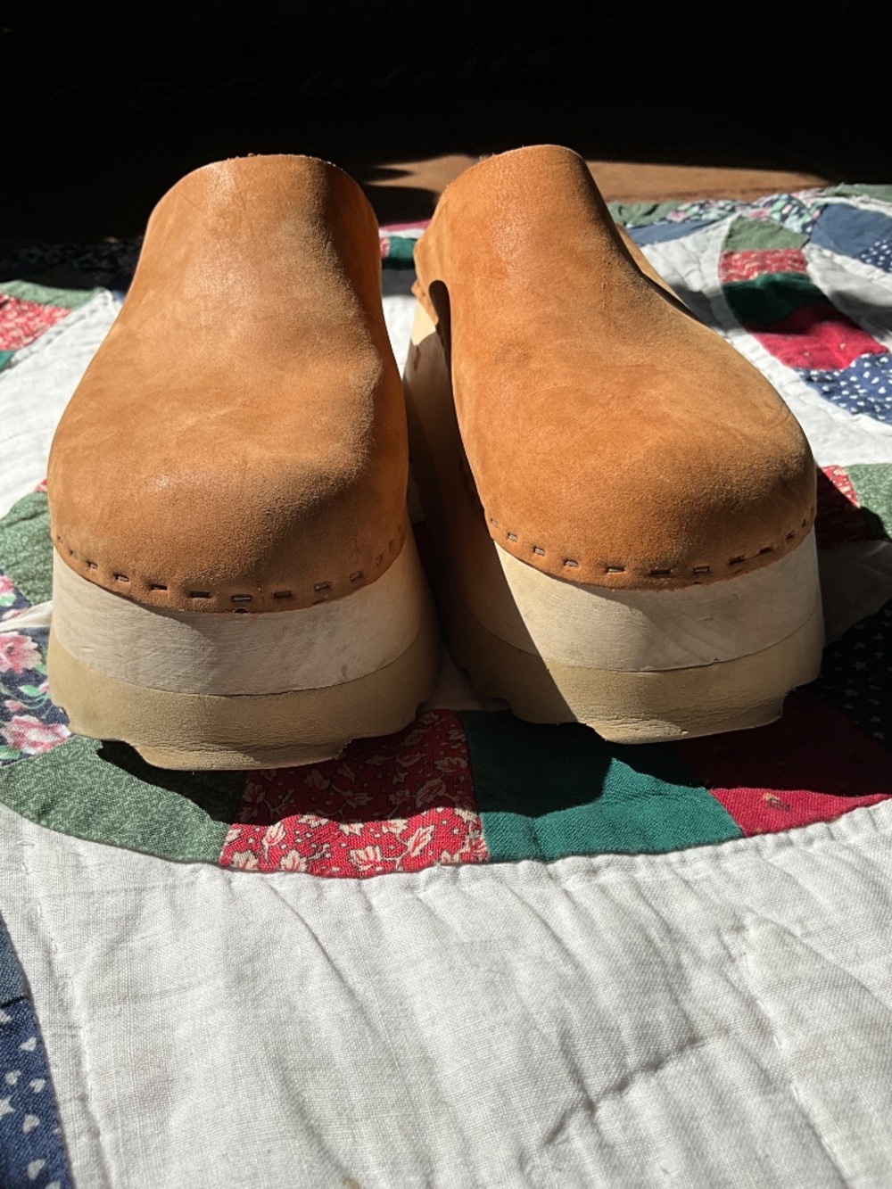 BRYR Chonk suede clogs - Picture 8 of 8